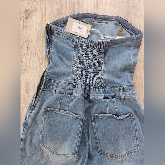 NWT $85  Large Strapless Denim Barrel Leg Jumpsuit ee:some - Picture 9 of 9